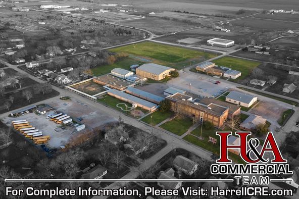 Mart ISD Complex: 700 E Navarro Ave, Mart, TX 76664